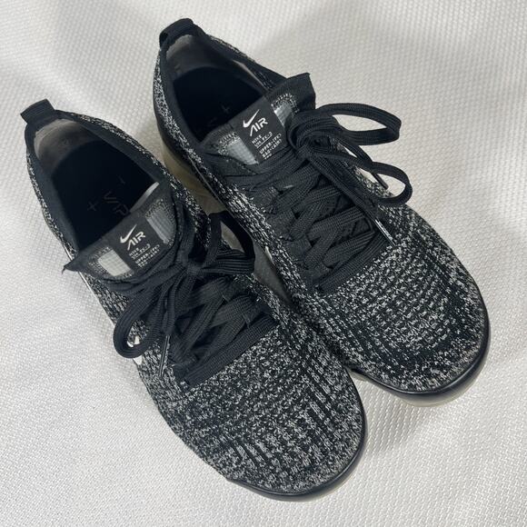 Nike Shoes - Nike‎ Air Vapormax Flyknit 3 Sneaker Women’s SZ 8.5 Black/White AJ6910-001